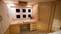 DAMRAK Cabin Desk